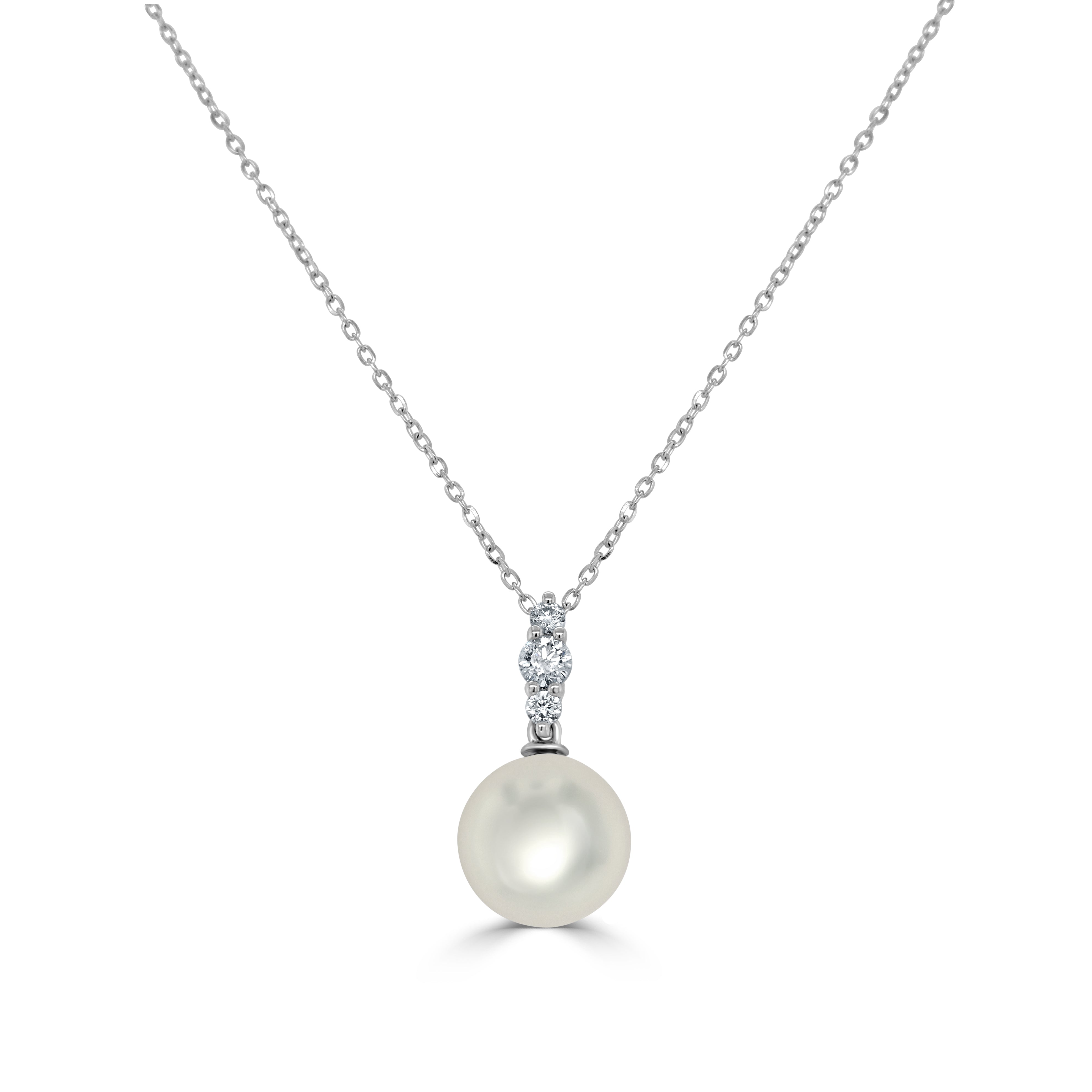 14k Gold Diamond & Pearl Drop Necklace